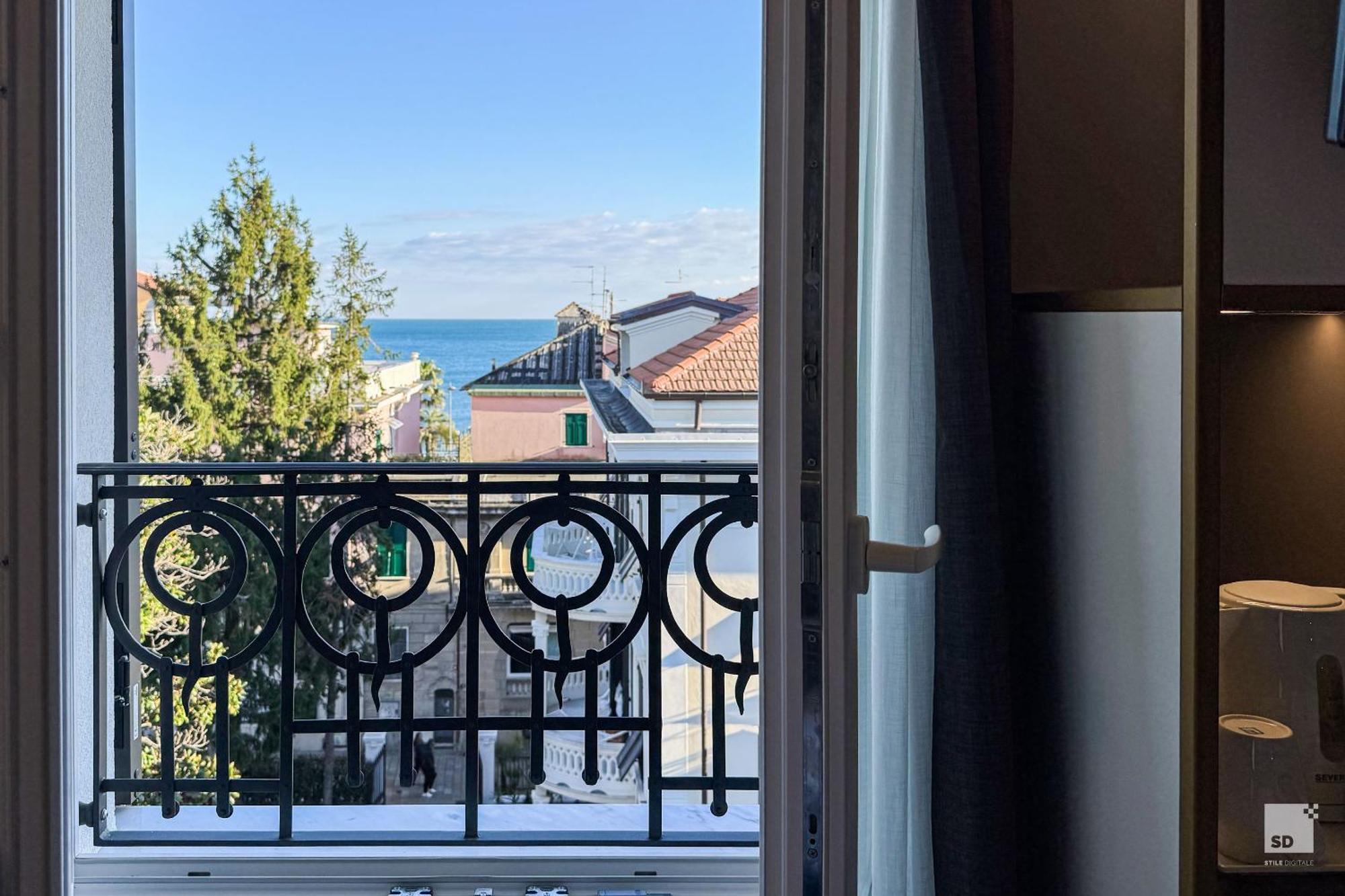 Hotel Villa Elena Varazze Bagian luar foto