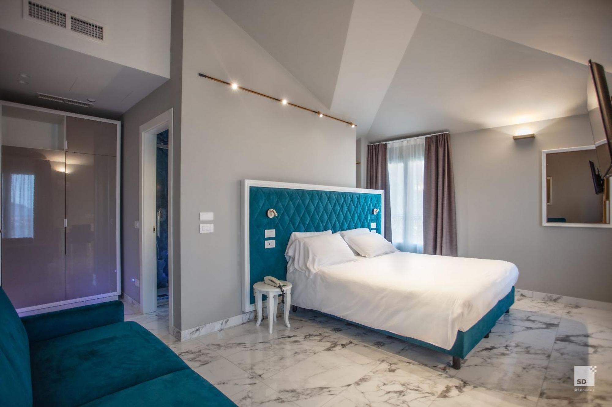 Hotel Villa Elena Varazze Bagian luar foto
