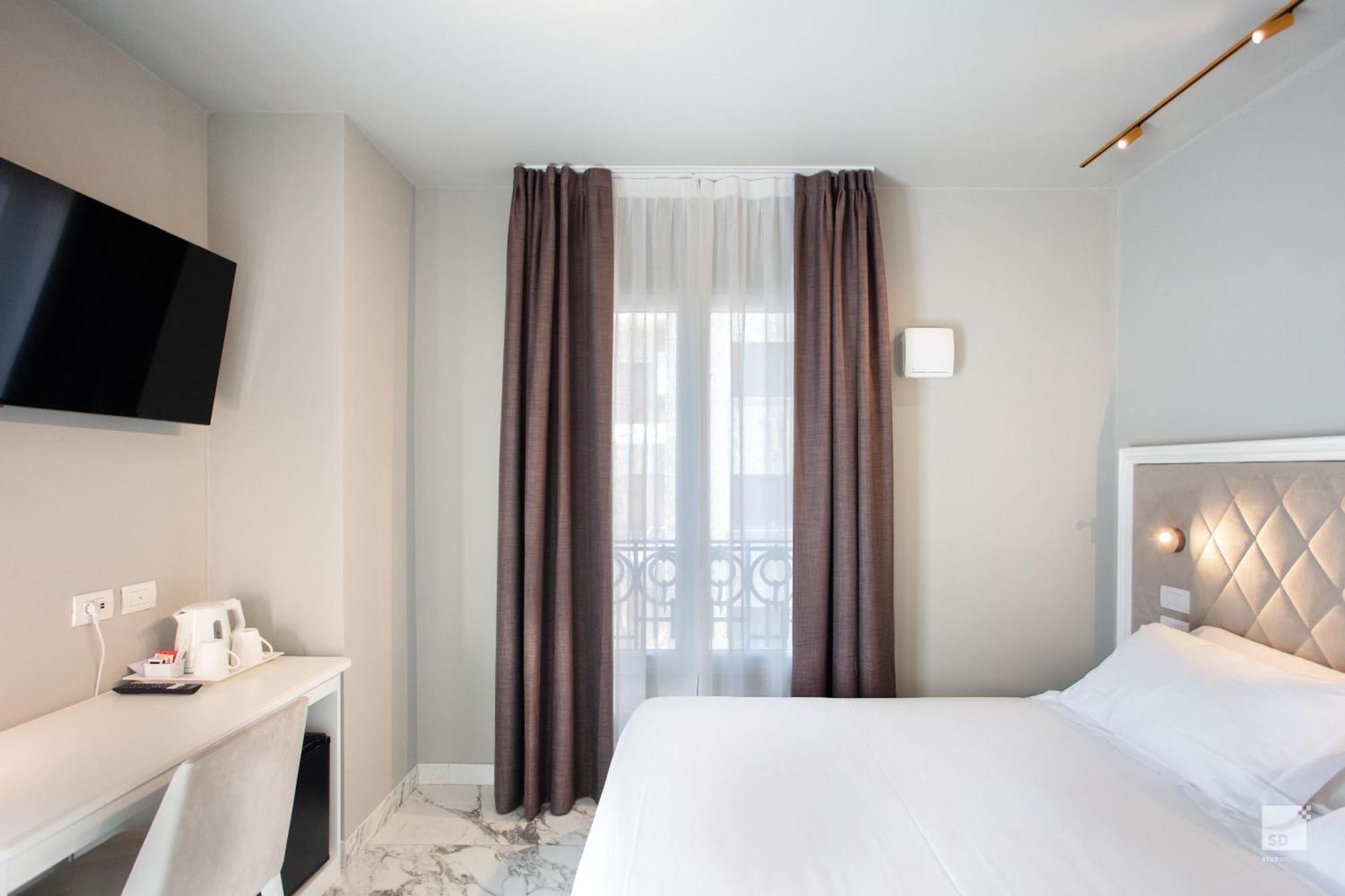 Hotel Villa Elena Varazze Bagian luar foto