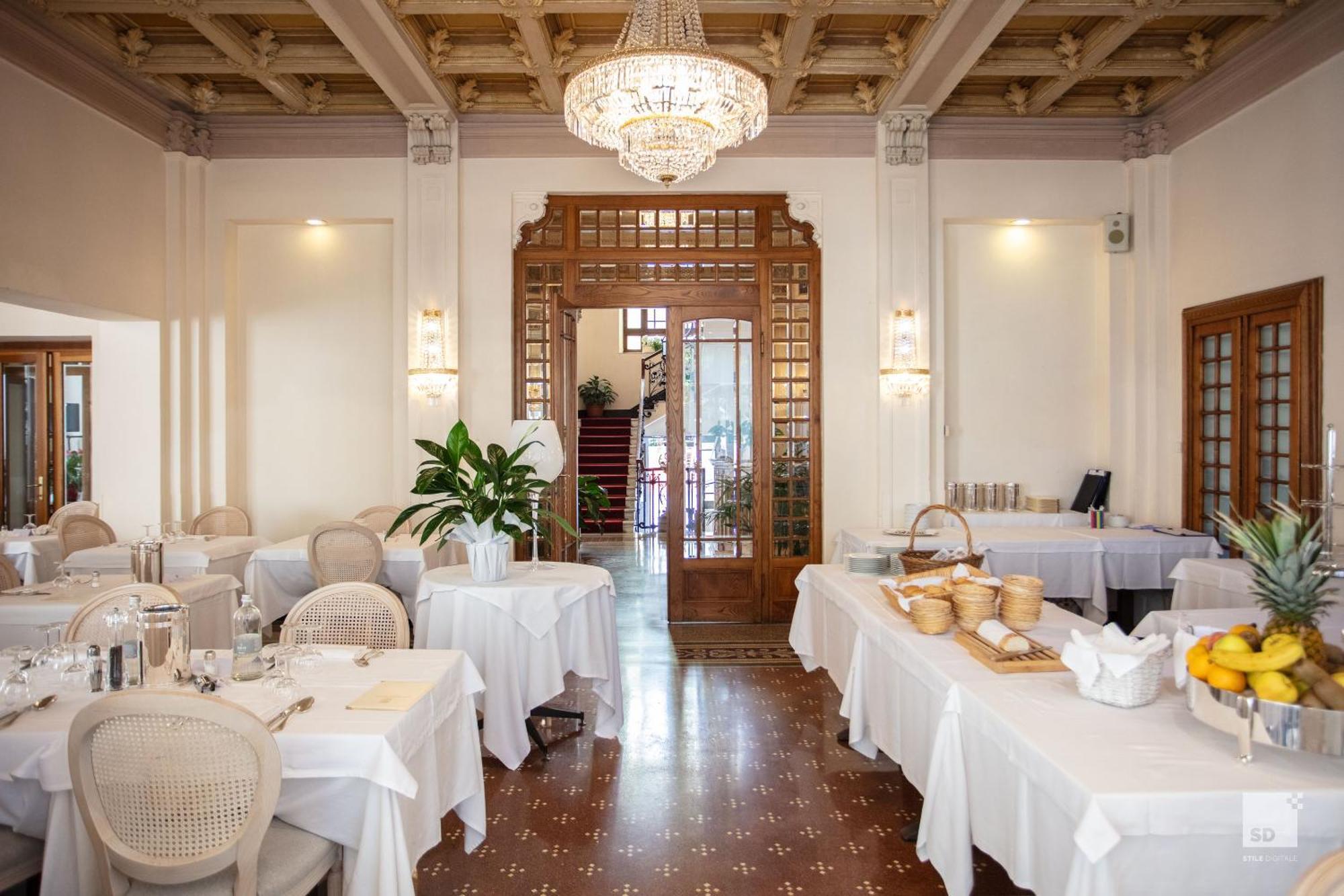 Hotel Villa Elena Varazze Bagian luar foto