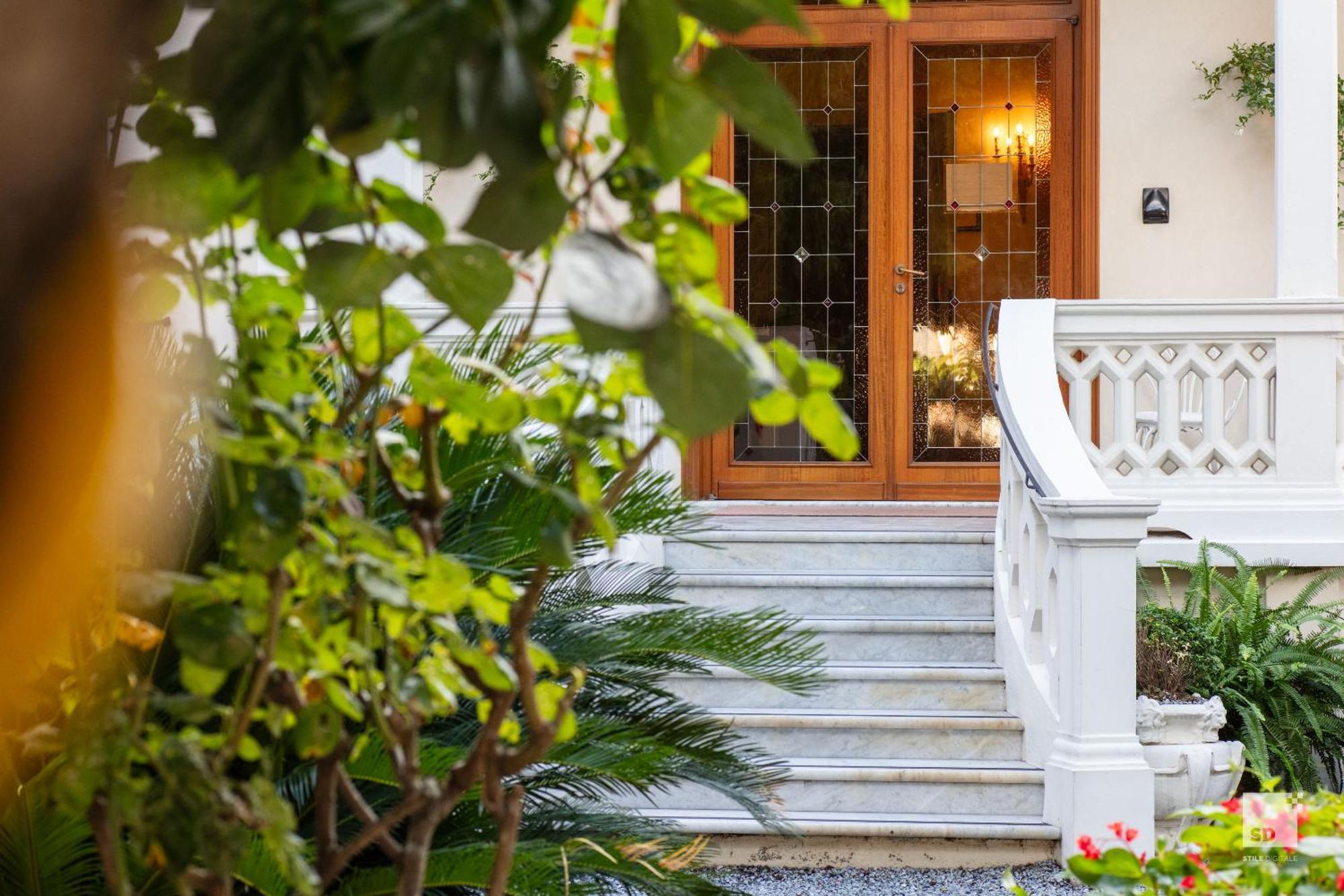 Hotel Villa Elena Varazze Bagian luar foto