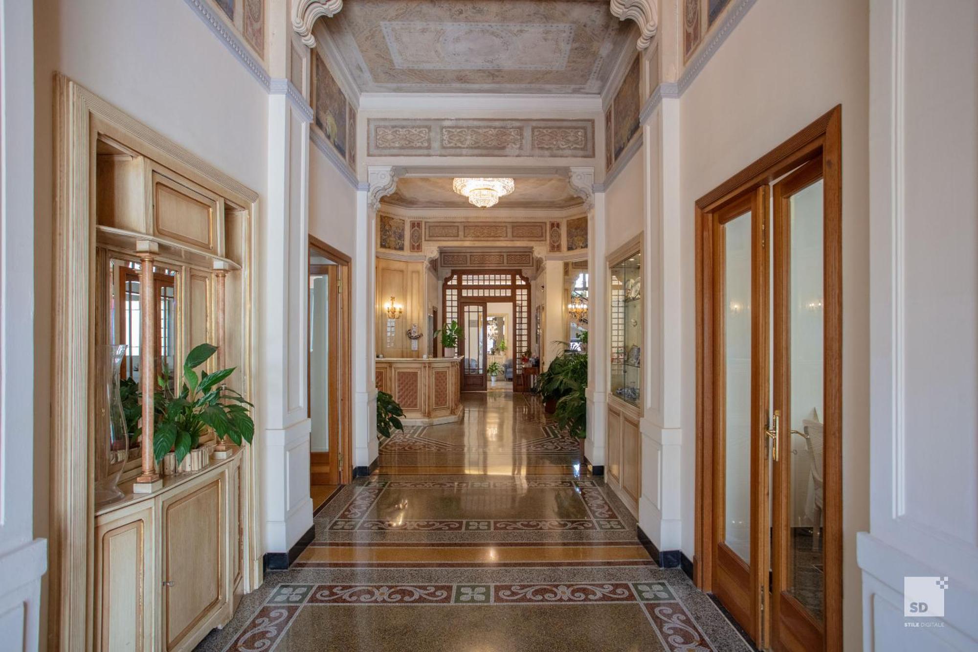 Hotel Villa Elena Varazze Bagian luar foto